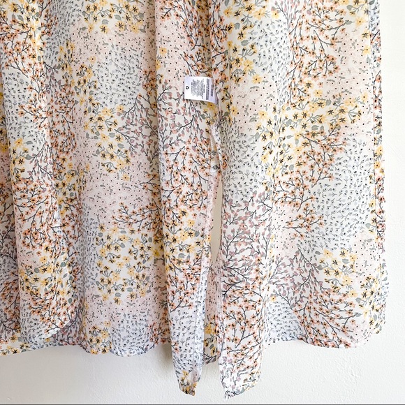 Wallflower floral kimono. - Picture 7 of 11